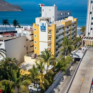 *** Hotel Western Freeman Zona Dorada México